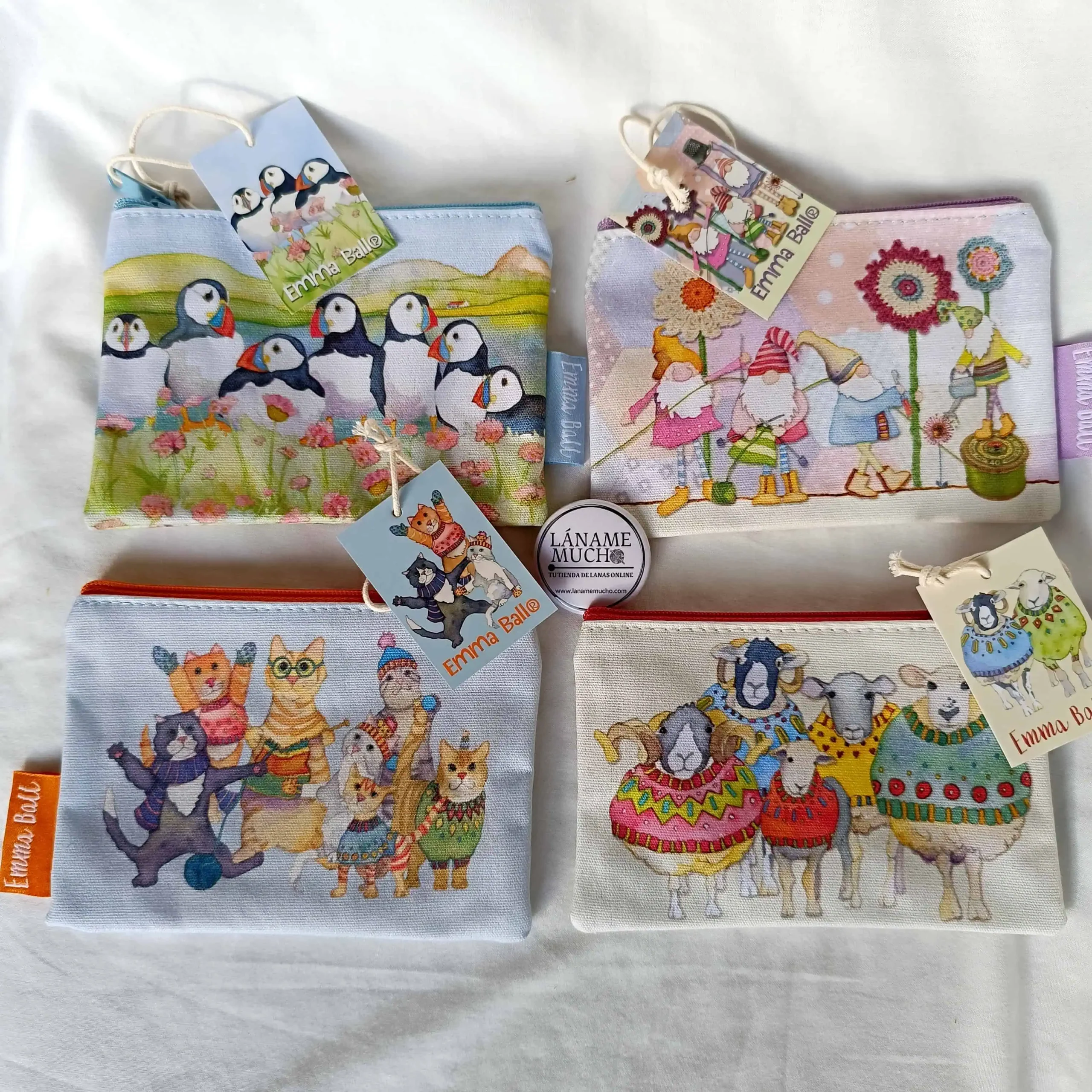 EMMA BALL Estuche con cremallera "Crafting Gnomes". - Imagen 3