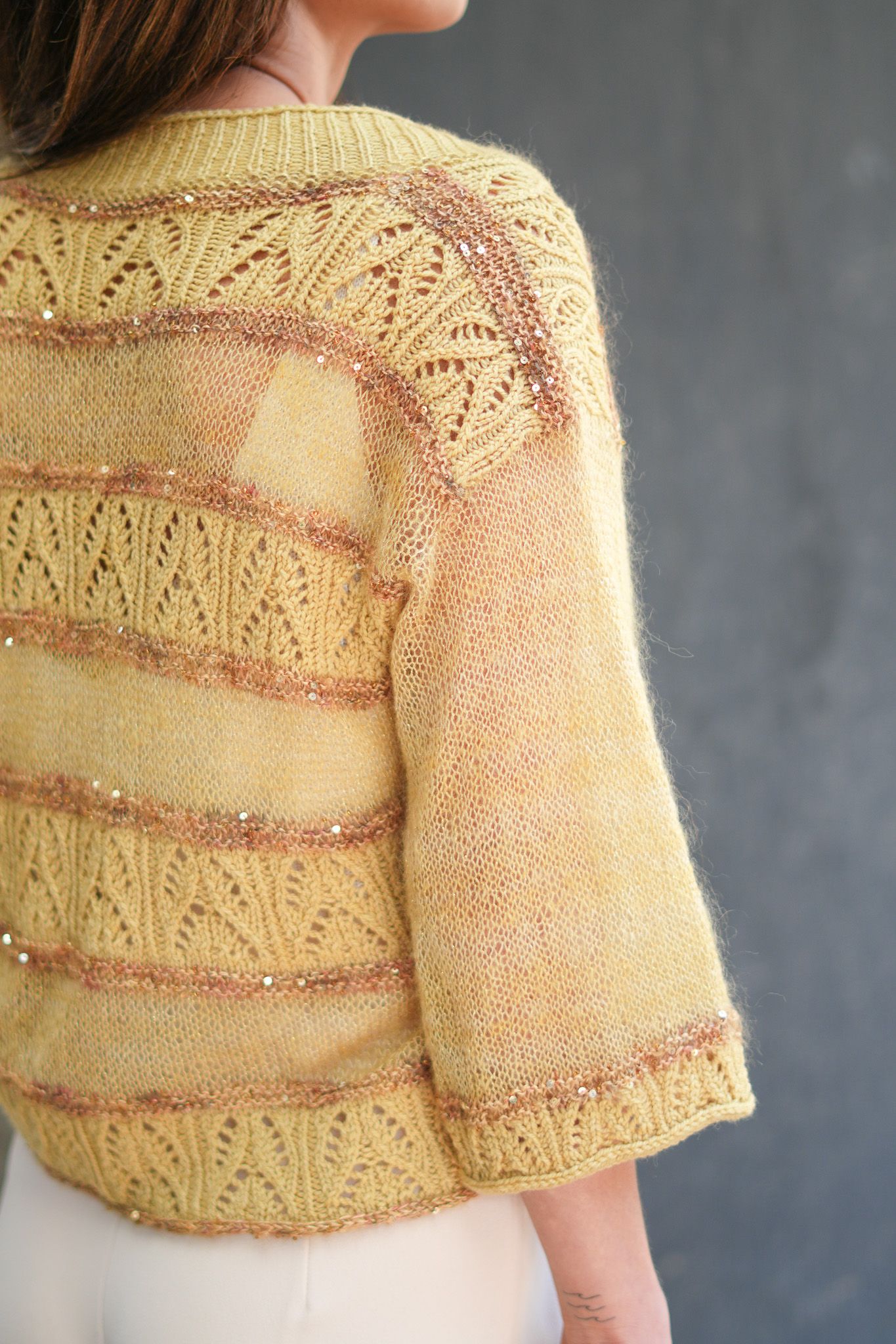 Kit "Moulin Rouge Cardigan" Pope Vergara - Okologisk Sommeruld (con brilli brilli) - Imagen 2
