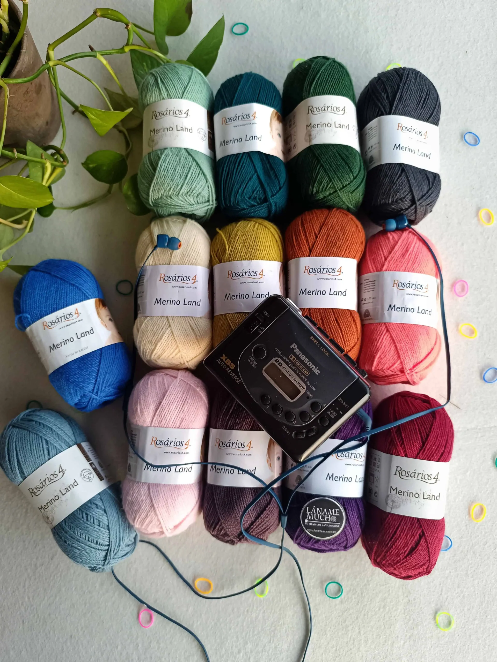 Kits MKAL MUSIKAL Stephen West 2025 - Merino Land - Noche de Halloween - Imagen 3