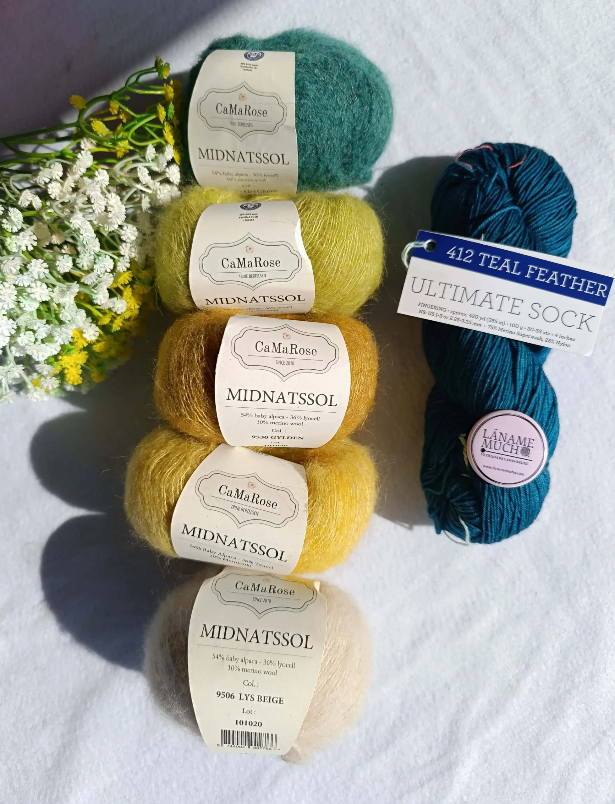Kit Chal "Glow Along 2026" Stephen West (Ultimate Sock de Malabrigo + Midnatssol) - Imagen 3